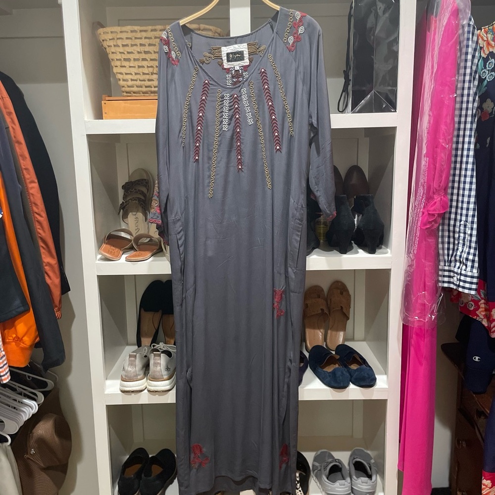 Embroidered Gray Maxi Dress with Red Accents